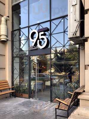 95 Degree Coffee & Bruschetta