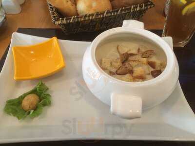 Rocca Cafe & Restaurant