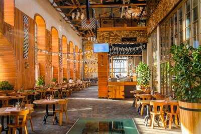 Paulaner Brauhaus Baku