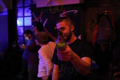 Le Chateau Music Bar