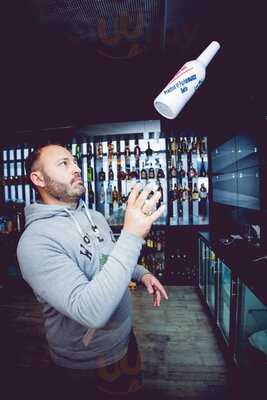 High Boost Restaurant & Lounge