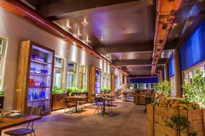 Evde Bar & Grill  Amburan