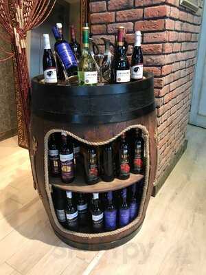 Iguana Restaurant & Bar