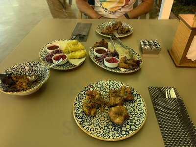 Mirvari Restaurant & Bar