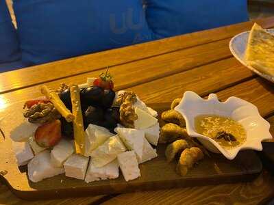 Mirvari Restaurant & Bar