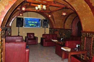 Half Way Inn Baku New