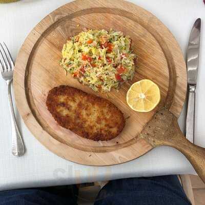 Senator Restaurant & Pearl Hall