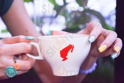 My Moon Cafe & Lounge