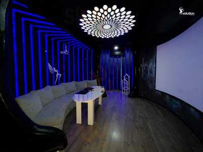 Evolution Lounge Rooms