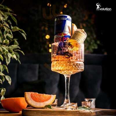 Evolution Lounge Rooms