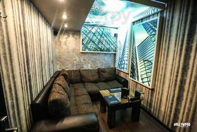 Hollywood Cinema Club (diamond)