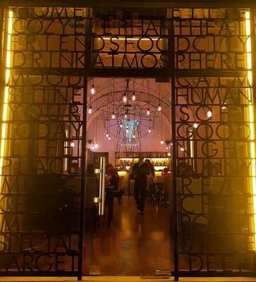 Elephant Cafe-restaurant