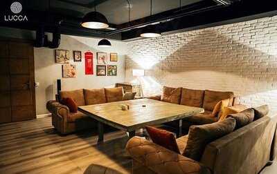 Lucca Lounge