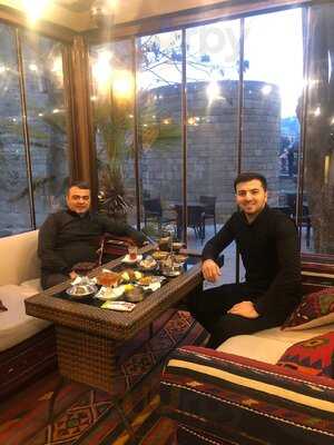 Qız Qalası Çay Bağı