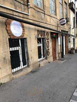 Pub 206