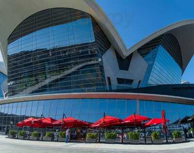 Big Chefs Cafe & Brasserie