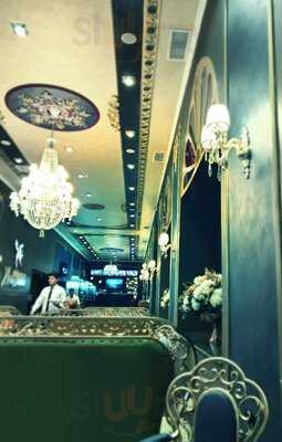 Xari Bulbul Chocolate House