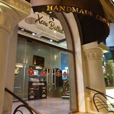 Xari Bulbul Chocolate House
