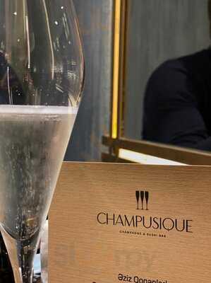 Chin Chin (champusique)