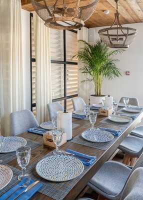 Fish Box  Ресторан