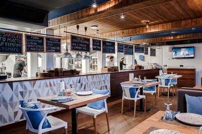 Fish Box  Ресторан