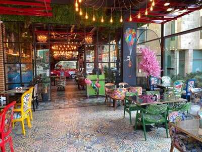 Kolorit Cafe&dining İnşaatçılar