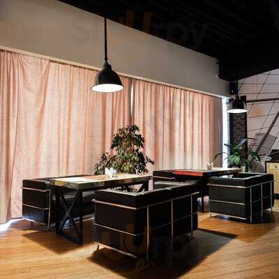 Crystal Art Restourant