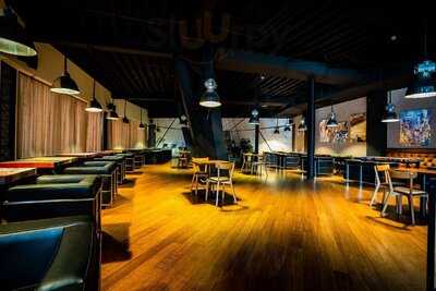 Crystal Art Restourant