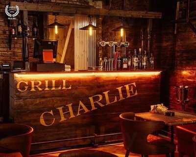 Charlie Pub