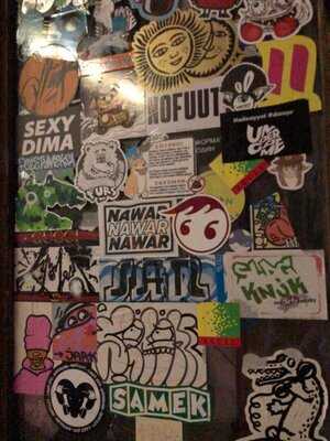 Emalatkhana Art Space & Cafe