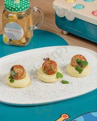 У Дяди Макса