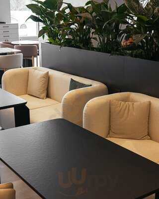 Кухня & Бар Хюгге