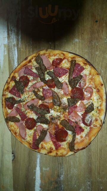 Milan Center Pizzeria