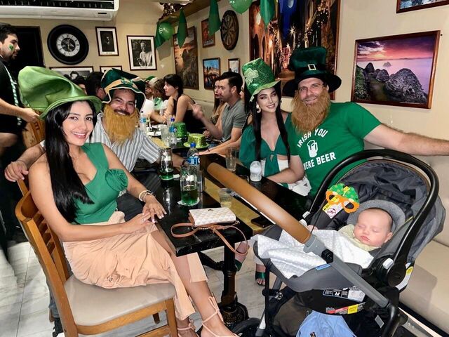 The Irish Pub, Equipetrol