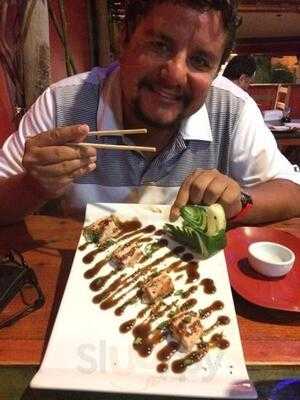 Deck Temaki & Lounge