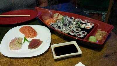 Deck Temaki & Lounge