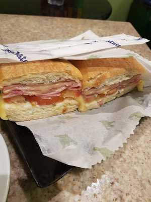 Casa Do Pão De Queijo