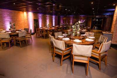 33 Lanches E Restaurantes