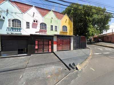 Nova V-8 Restaurante E Bar