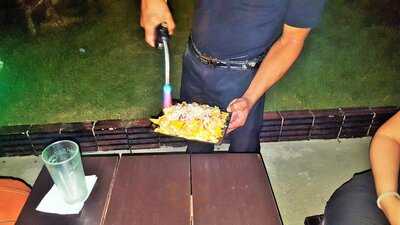 Plebeu Comida E Diversao