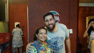 Maria E Maria Bar E Grill