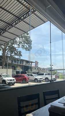 E J Castro Restaurante