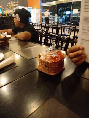 Ponto & Virgula Pizzaria