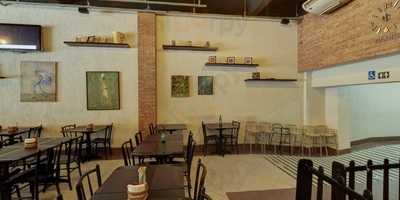 Ponto & Virgula Pizzaria