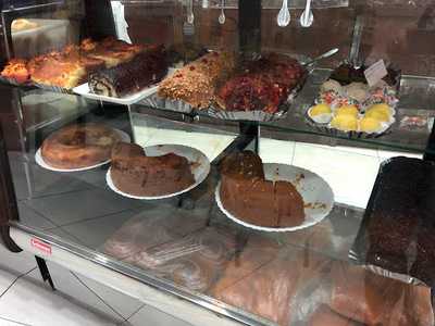 Confeitaria E Panificadora Amazonas