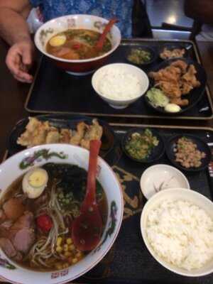 Go Go Lamen Noodle House