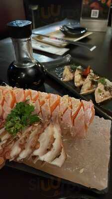 Taji Japanese Cuisine