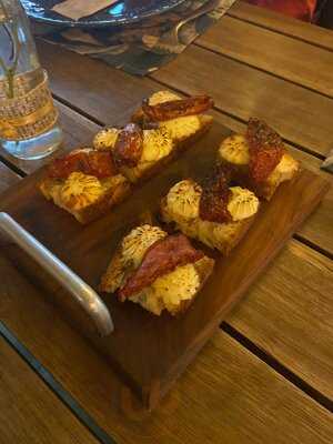 Lucca Lounge & Bistrô