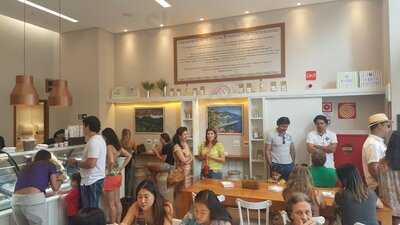 Di Molto Gelateria Artigianale