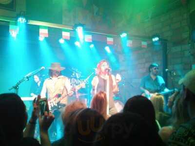 The Lord Black Irish Pub